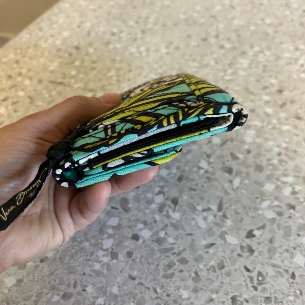 Vera Bradley green & blue floral quilted wallet - Picture 8 of 14